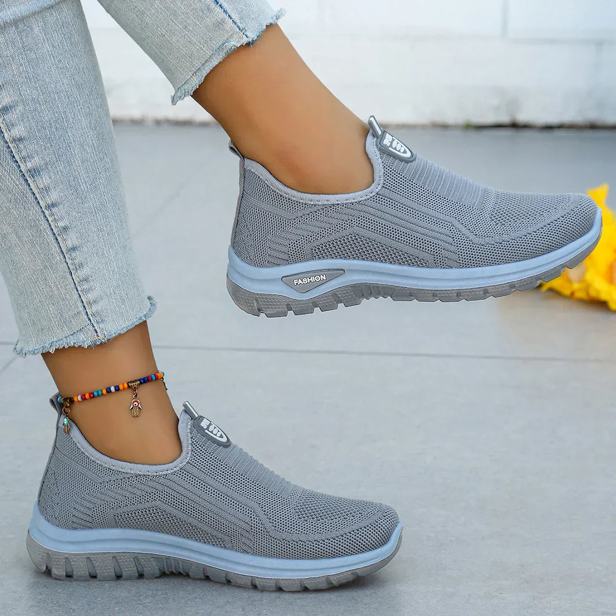 Gris / 36,Gris / 37,Gris / 38,Gris / 39,Gris / 40,Gris / 41,Gris / 42